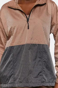 Active Colorblock Half-Zip Pullover
