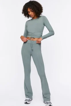 Active Seamed Flare Leggings