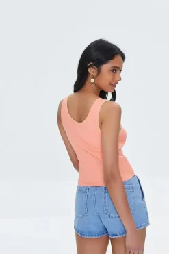 Aloha Graphic Cropped Tank Top