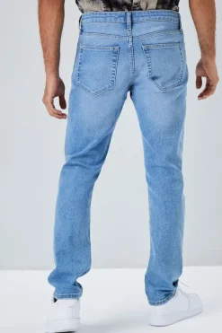 Basic Slim-Fit Jeans