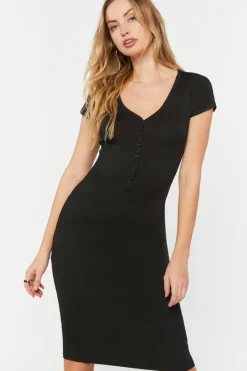 Buttoned Short-Sleeve Midi Dress