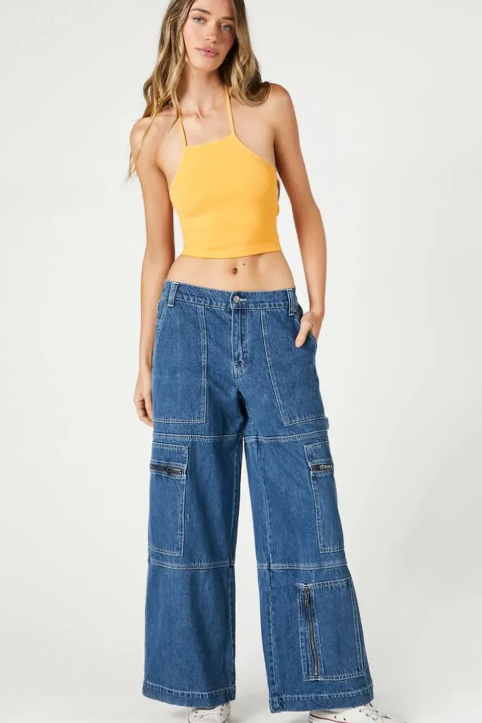 Cargo Wide-Leg Jeans