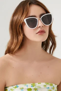 Cat-Eye Frame Sunglasses