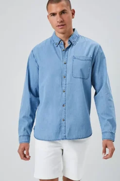 Chambray Button-Front Shirt