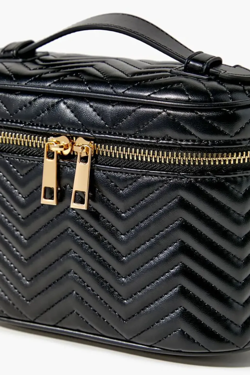 Chevron-Quilted Crossbody Bag