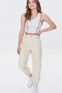 Contrasting Lettuce-Edge Crop Top