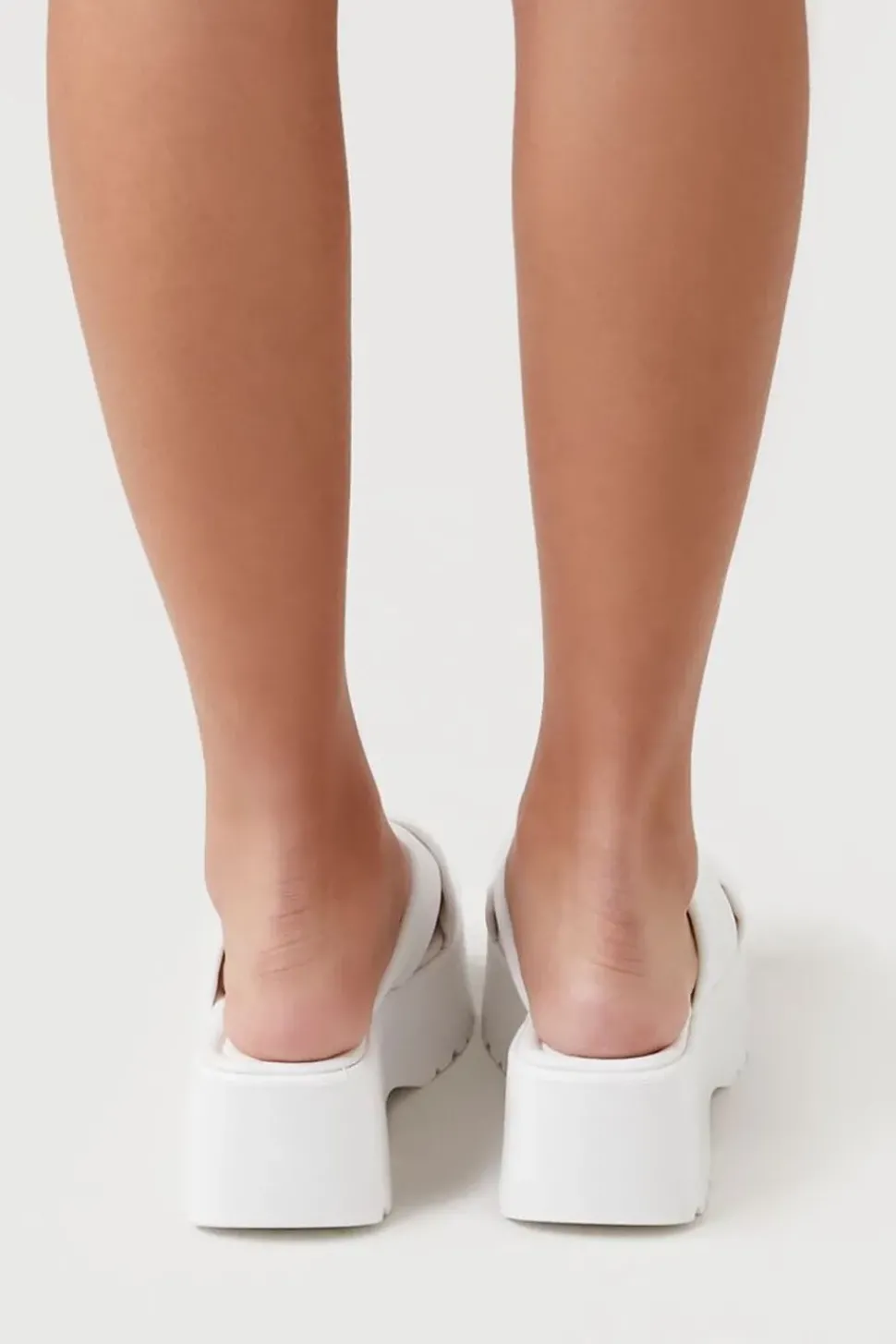 Crisscross Flatform Sandals