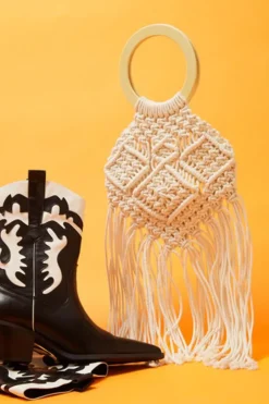 Crochet O-Ring Handbag