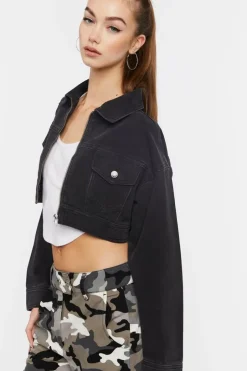 Cropped Denim Zip-Up Trucker Jacket