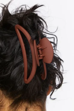 Cutout Claw Clip