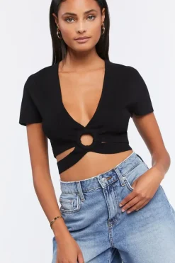Cutout O-Ring Crop Top