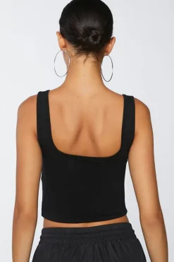 Dragon Graphic Cropped Tank Top