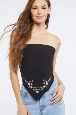 Embroidered Floral Scarf