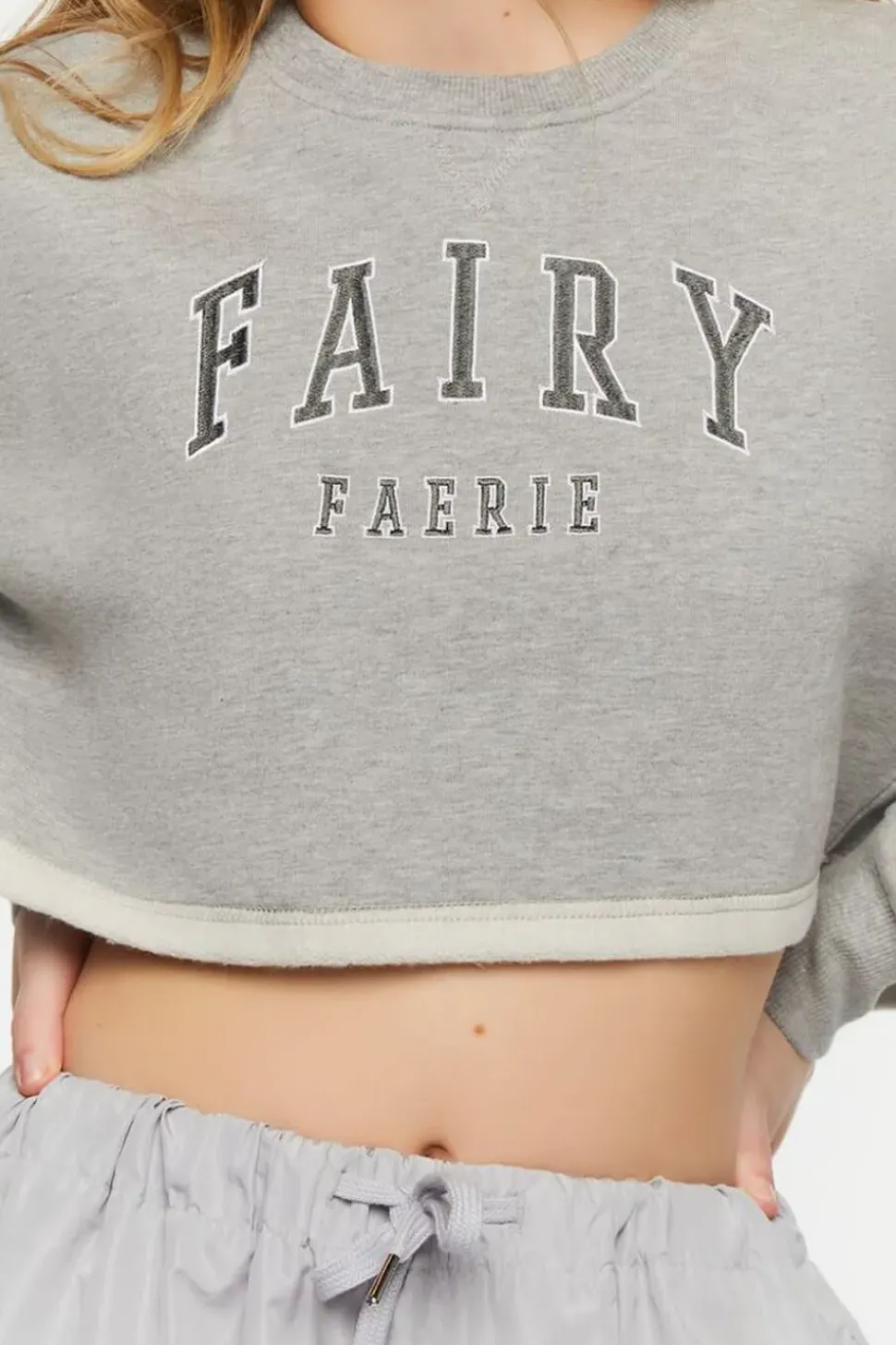Fairy Cropped Graphic Pullover