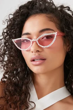 Faux Gem Cat-Eye Sunglasses