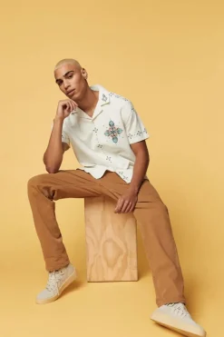 Linen-Blend Short-Sleeve Embroidered Shirt