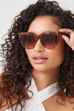 Marble Cat-Eye Sunglasses