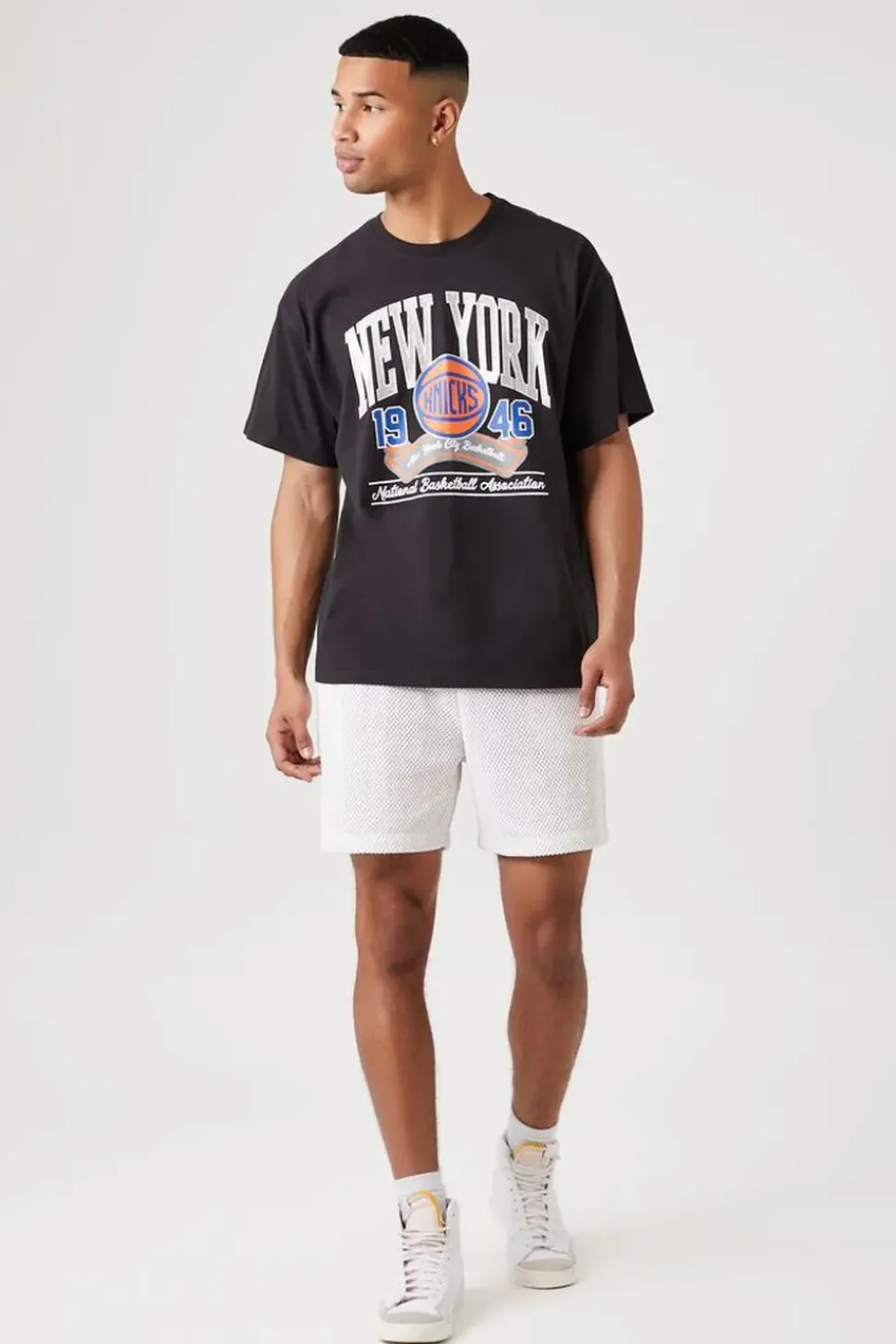 New York Knicks Graphic Tee