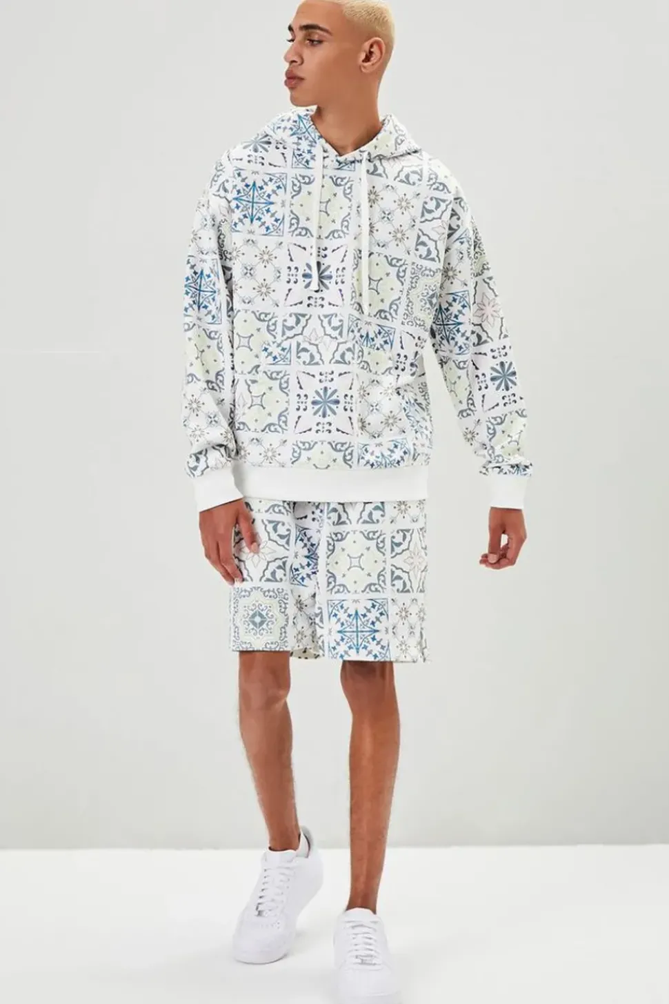 Ornate Print Drawstring Shorts