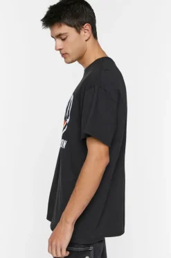 Pink Floyd Graphic Tee