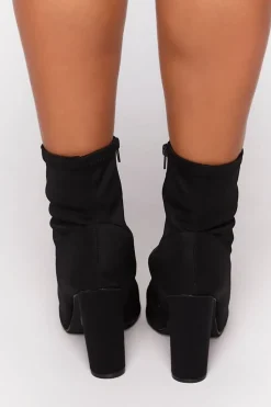 Pointed Toe Ankle Boots (Wide)