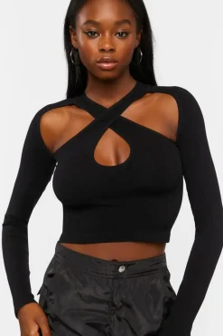 Ribbed Cutout Halter Crop Top