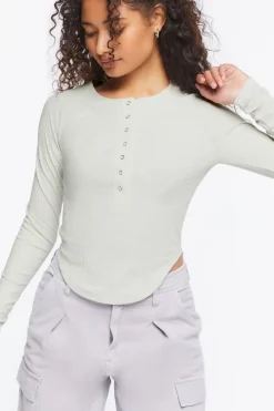 Ribbed Long-Sleeve Top