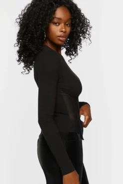 Ribbed V-Hem Top