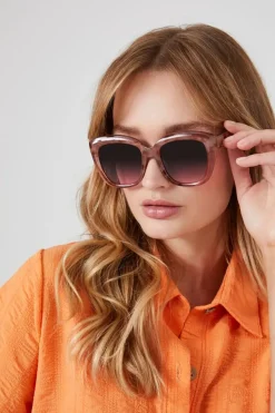 Round Tortoiseshell Sunglasses