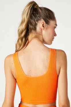 Seamless Ribbed Sports Bra