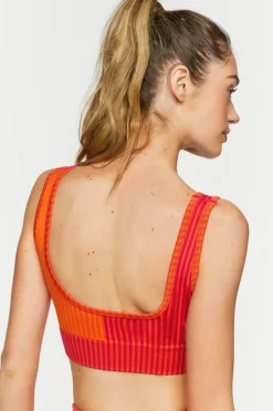Seamless Striped Sports Bra