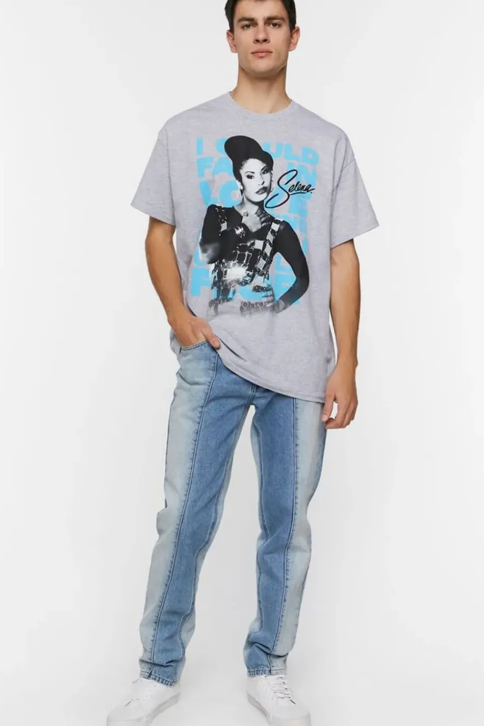 Selena Graphic Tee