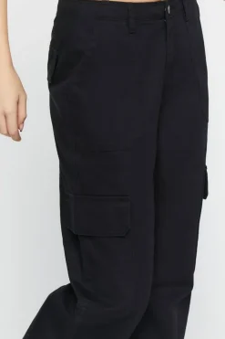 Twill Mid-Rise Cargo Pants