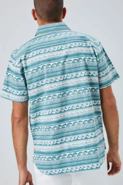 Wave Print Button-Front Shirt