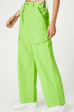 Wide-Leg Cargo Pants