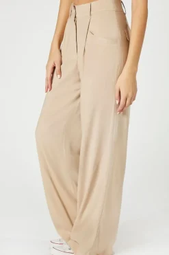 Wide-Leg Pocket Pants
