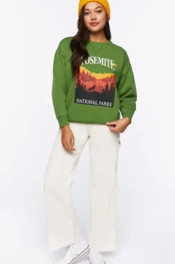 Yosemite Graphic Pullover